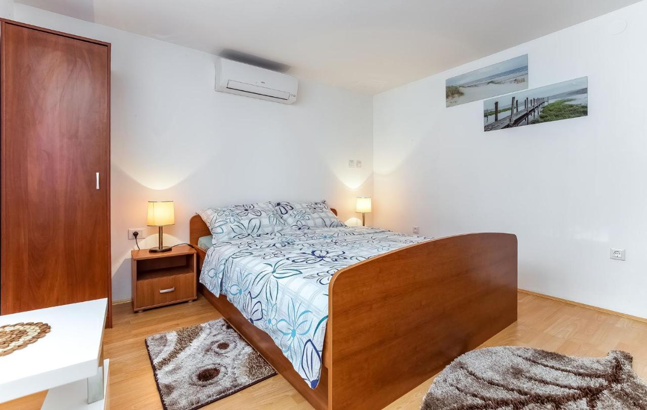 Ivana B4 N1 Poreč Exteriér fotografie